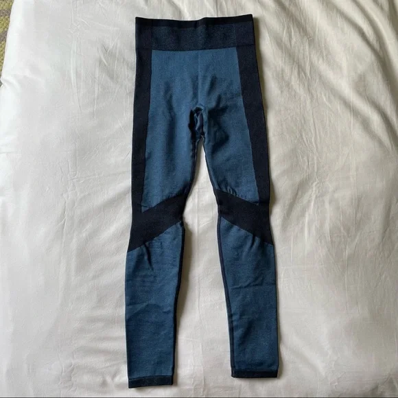 🆕 COS seamless performance workout leggings - Picture 5 of 9